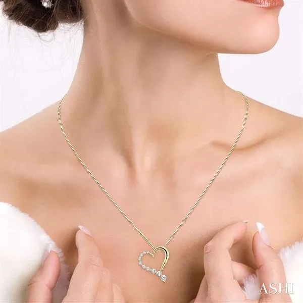 14K Yellow Gold Heart Locket Necklace, 22 - 100% Exclusive